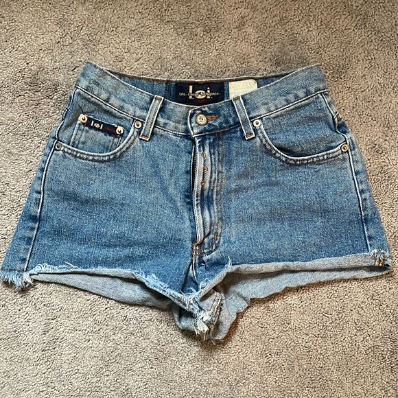 lei Pants - Vintage l.e.i Jean Shorts